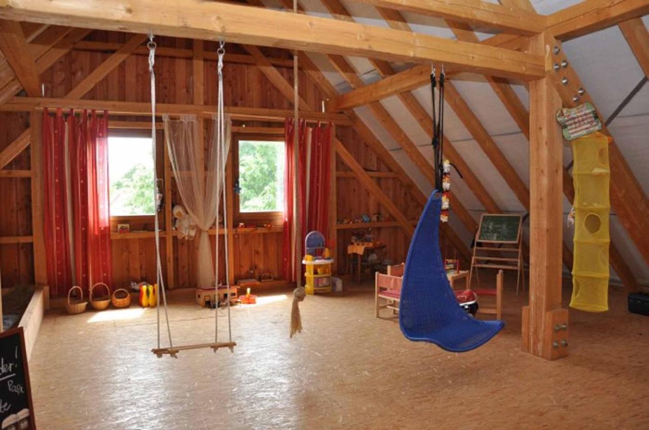 Landhotel Zur Pferdetraenke Schleid Luaran gambar
