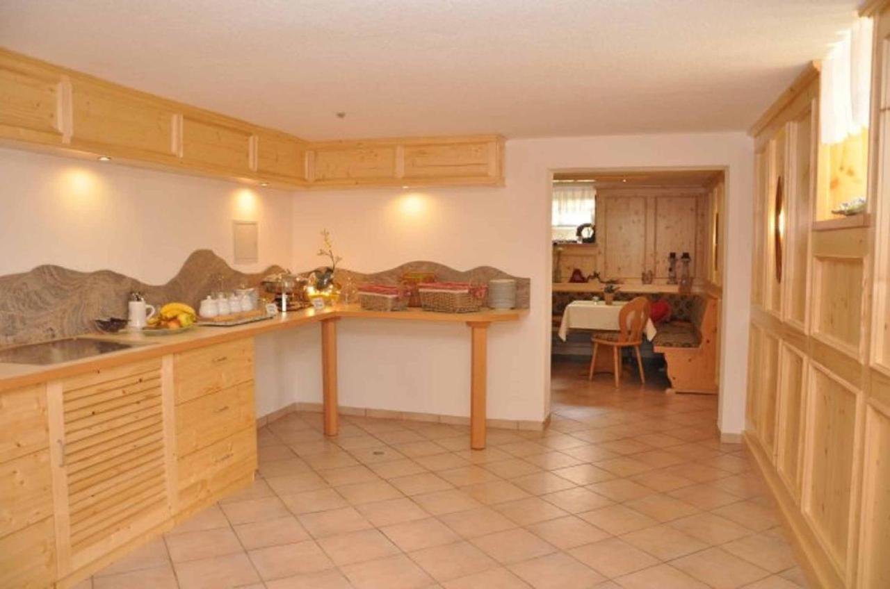 Landhotel Zur Pferdetraenke Schleid Luaran gambar